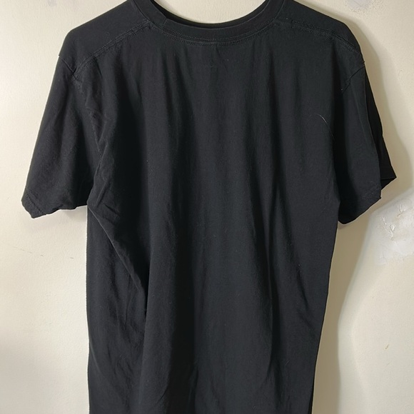 Disney Donald Duck Black &‎ Orange Donald T-Shirt Size Large - Picture 3 of 6